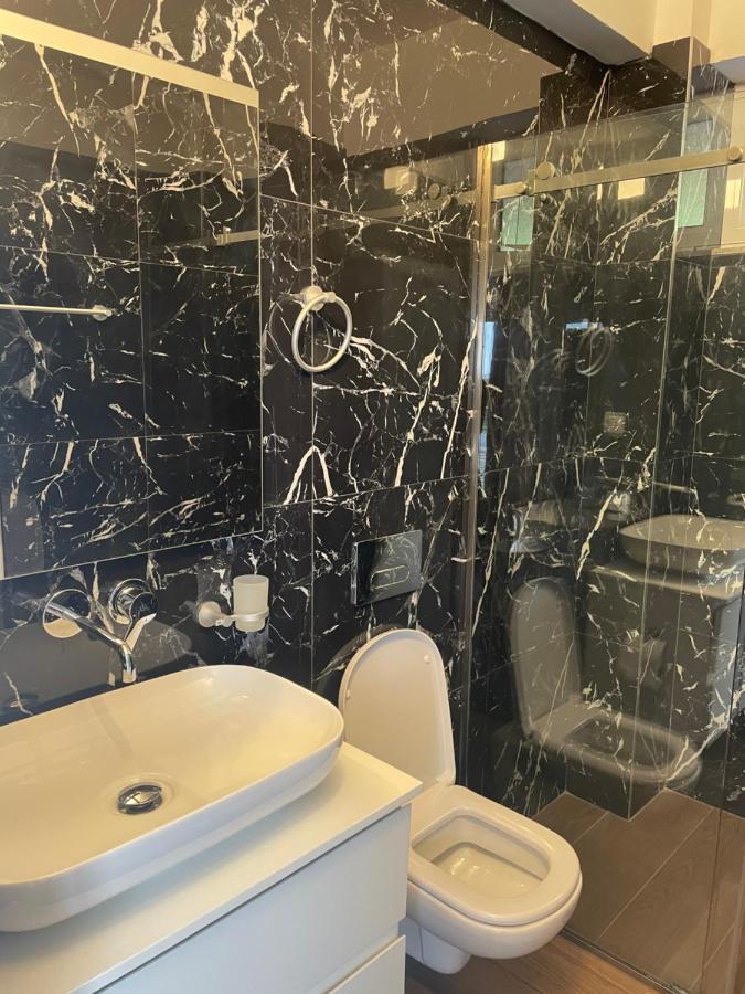 Hotel Riviera Borsh Εξωτερικό φωτογραφία